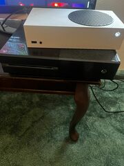 Used Xbox One (black)