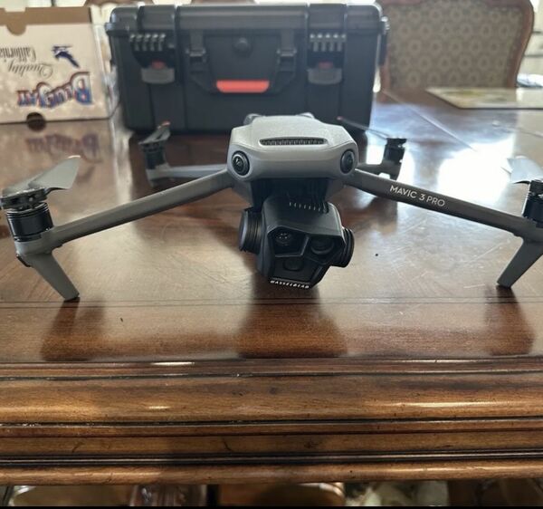 DJI Mavic 3 Pro Fly More Combo Camera Drone (with RC Pro Controller ) Mint Condition