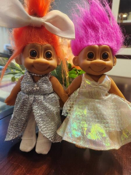 80s/90s Russ 8in Troll Dolls Lot Of 2