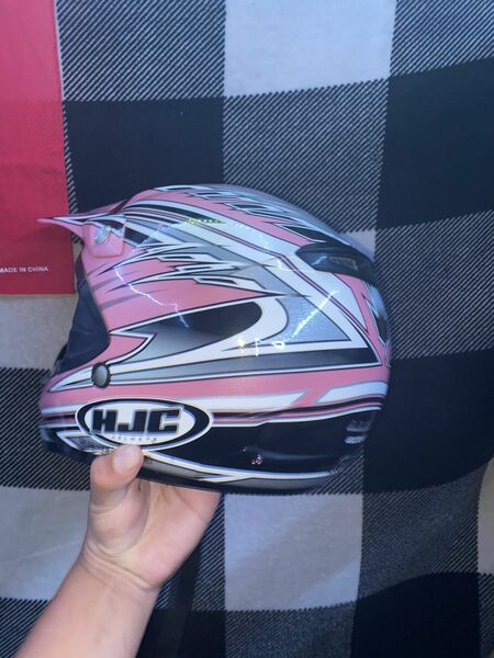 Helmet Look At Description For More Information