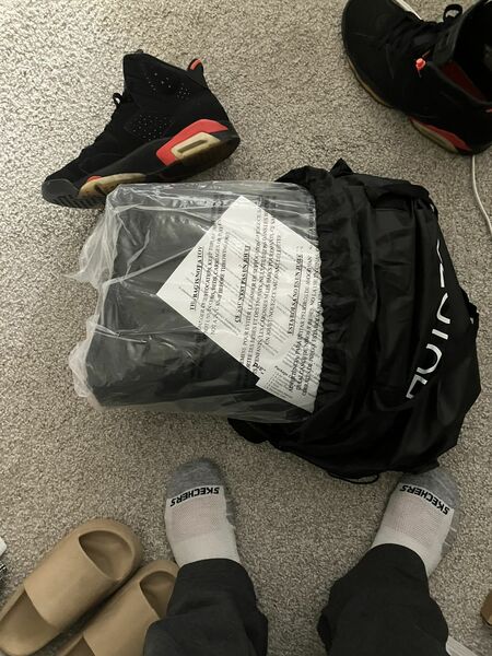 Inflatable Mattress ( Push Of A Button)