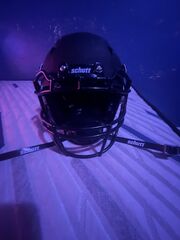 Youth Large A11 football helmet