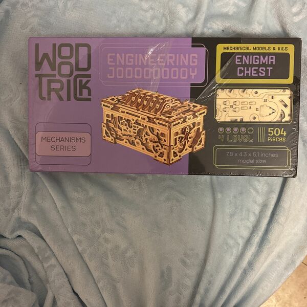 WOOD  TRICK  ENIGMA  CHEST