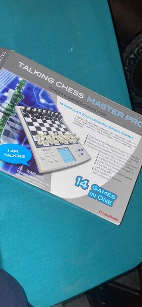 Electronic talking Chess Board