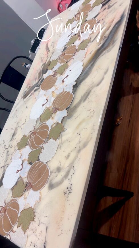 Custom Epoxy Dining Table , Small Table And Vanity Table