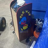 PAC Man Stand Up Game Console