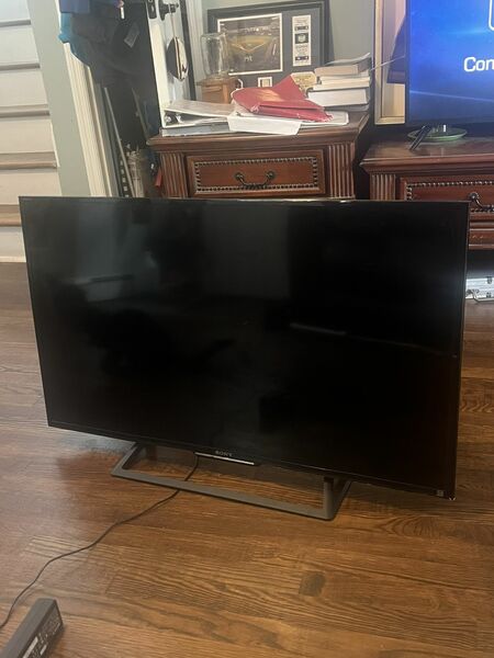 40 Inch Sony LED 1080p Flat Screen TV