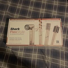 Shark Flex Style (new) Never Open.