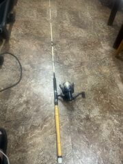 OFF -Shore / Surf And Pier Fishing Combo