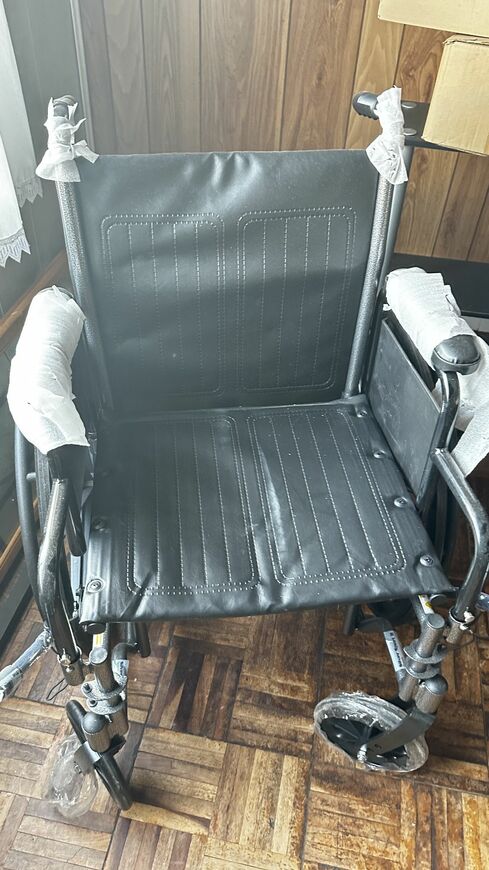 Drive Medical Silver Sport 2 Wheelchair