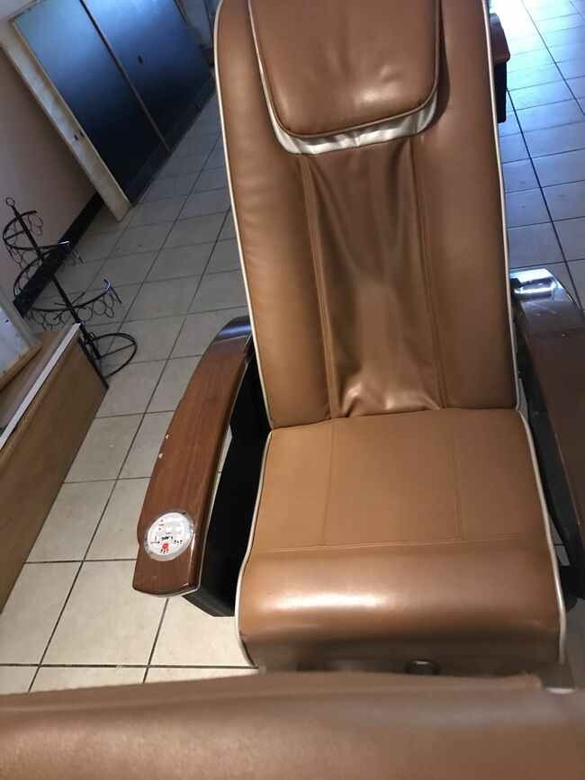 Pedicure Massage Chairs