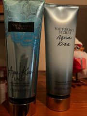 Victoria’s Secret Aqua Kiss Lotion Set