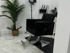 Hairstyling Chair