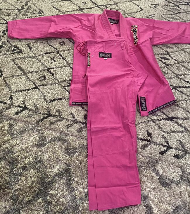 Hayabusa Jujitsu Gi (Pink)