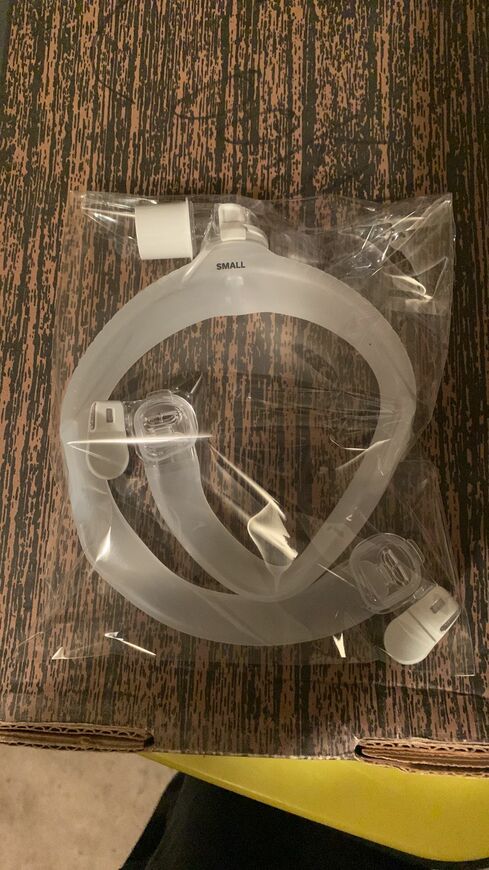 Res Med F30i Frame With Elbow Size Small Or Medium