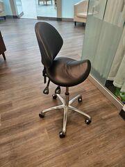 High Back Saddle Stylish Chair