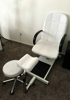 Pedicure Chair With Stool