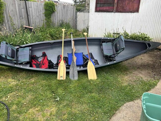 Canoe  Old Town. Guide14'7"