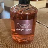 Rhetoric gel body wash