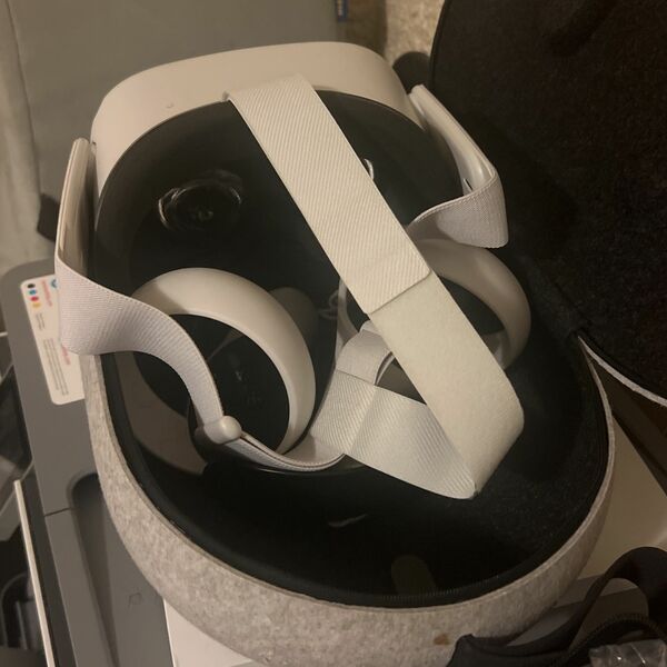 Oculus Quest 2