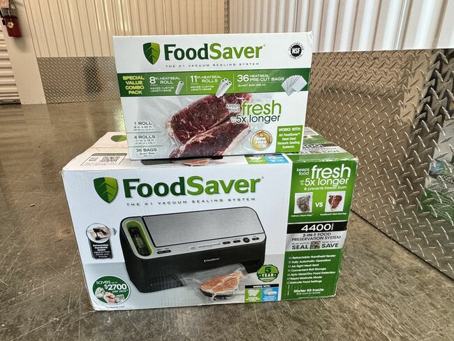 FoodSaver 4400 Plus Combo Value Pack Of Heat Seal Rolls And Bags