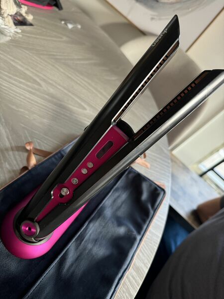 Dyson wireless hair straightener