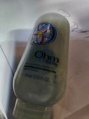 ohm by Olay bodywash