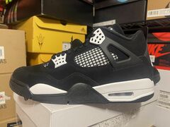 Jordan 4 White Thunder