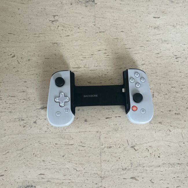 PS5 backbone IPHONE Addition