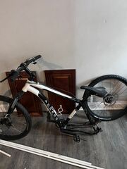 Access Raptor 3.0 Mountain Bike.